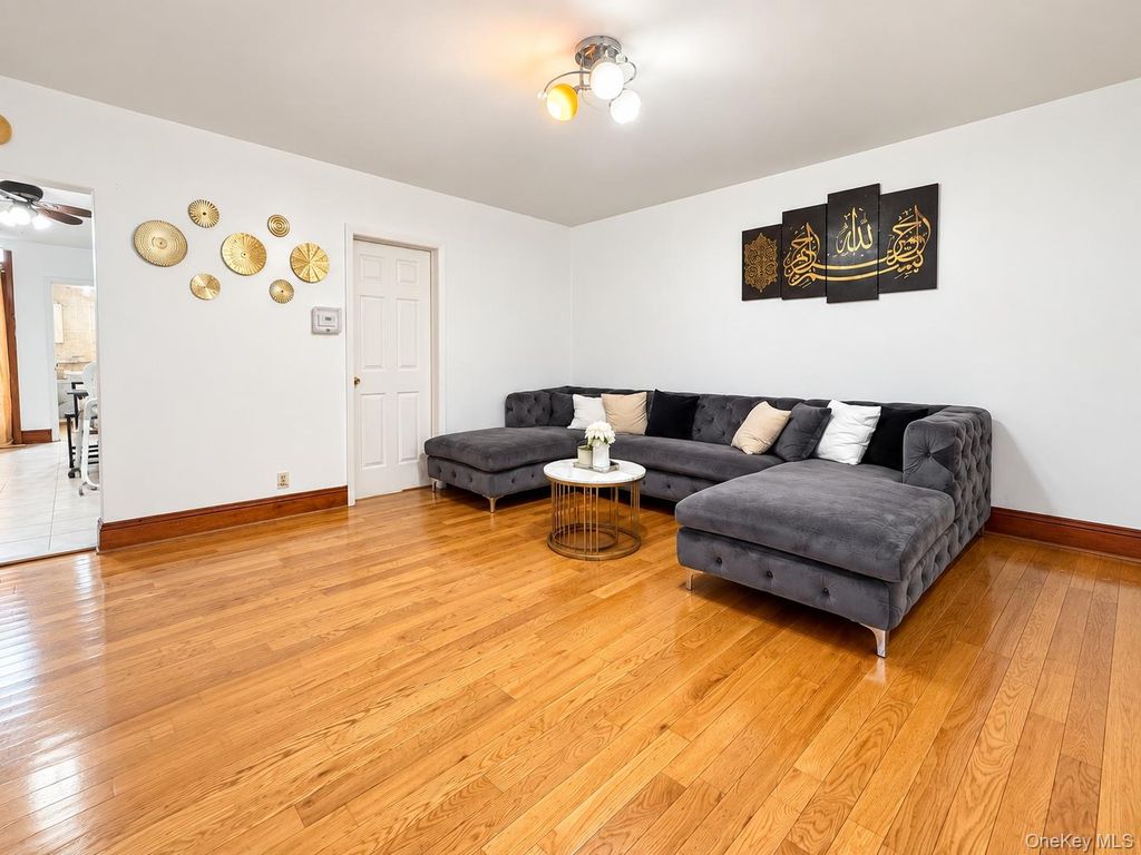 147-48 24th Avenue, Whitestone, NY 11357 — photo 2
