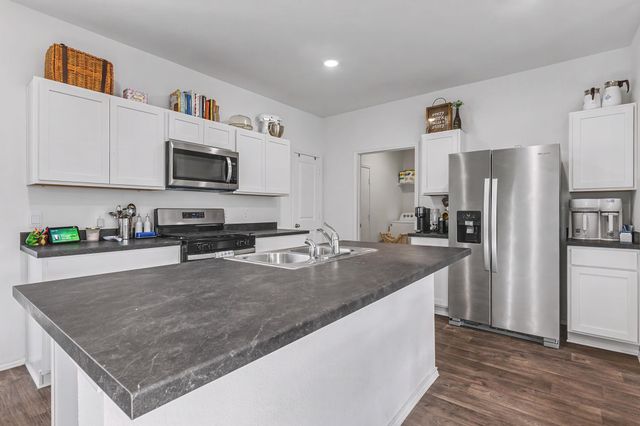 209 Ehrlich ST, Kyle, TX 78640