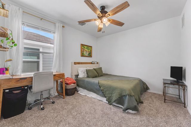209 Ehrlich ST, Kyle, TX 78640