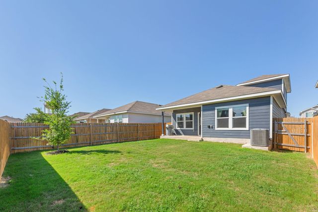 209 Ehrlich ST, Kyle, TX 78640