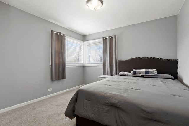 1807 Glenwood Avenue, Joliet, IL 60435