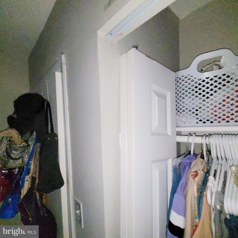 672 YORKSHIRE DR, Edgewood, MD 21040