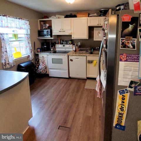 672 YORKSHIRE DR, Edgewood, MD 21040