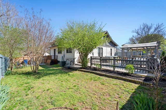 117 5th Ave, Columbia, TN 38401