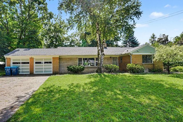 1021 Farrell Avenue, Kalamazoo City, MI 49006