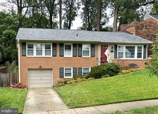 5811 RIDGEFIELD RD, Bethesda, MD 20816