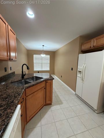 25499 Wyngate Court, Huron Charter Township, MI 48134