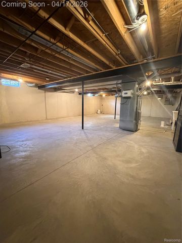 25499 Wyngate Court, Huron Charter Township, MI 48134