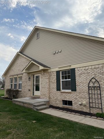 25499 Wyngate Court, Huron Charter Township, MI 48134