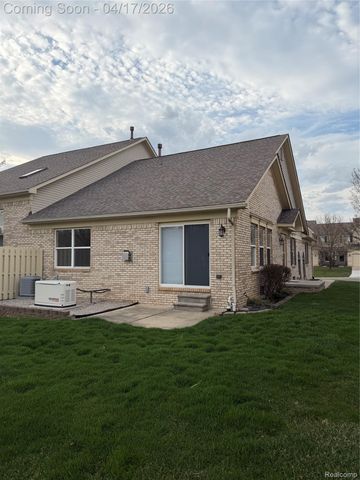 25499 Wyngate Court, Huron Charter Township, MI 48134