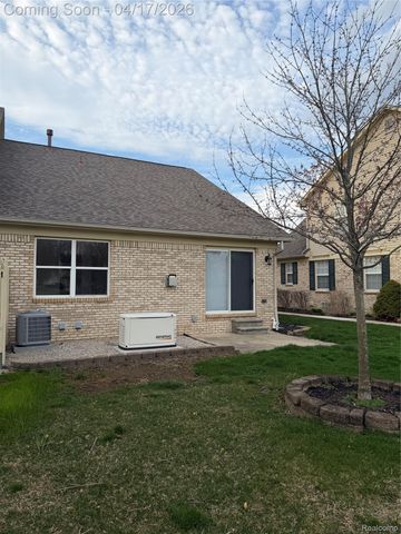 25499 Wyngate Court, Huron Charter Township, MI 48134