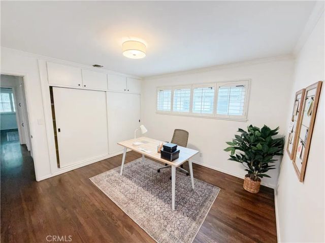 5423 Columbus Ave, Sherman Oaks, CA 91411