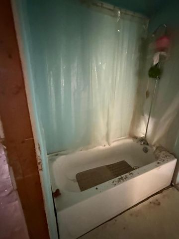 725 Minnie Street, Michigan City, IN 46360