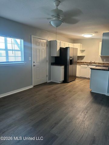 1206 Beach Avenue, Gulfport, MS 39501