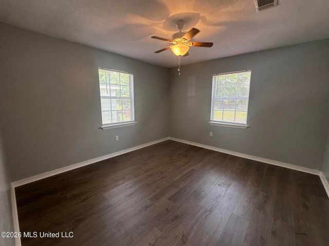 1206 Beach Avenue, Gulfport, MS 39501