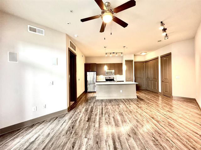 5454 Washington Avenue 3314, Houston, TX 77007