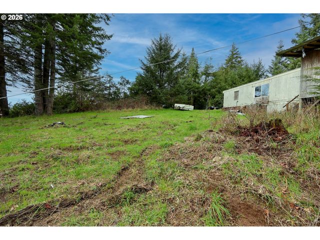 62885 ISTHMUS HEIGHTS Rd, Coos Bay, OR 97420
