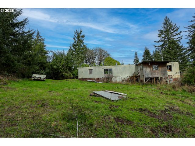 62885 ISTHMUS HEIGHTS Rd, Coos Bay, OR 97420