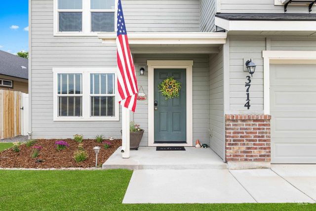 3714 E Holly Ridge Dr, Nampa, ID 83686