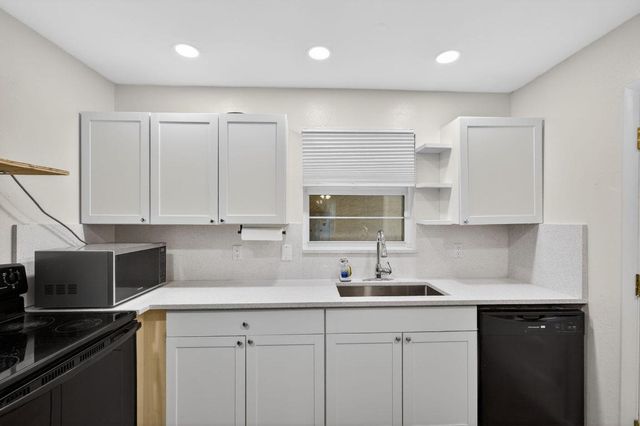 10821 N Military Trail 3, Palm Beach Gardens, FL 33410