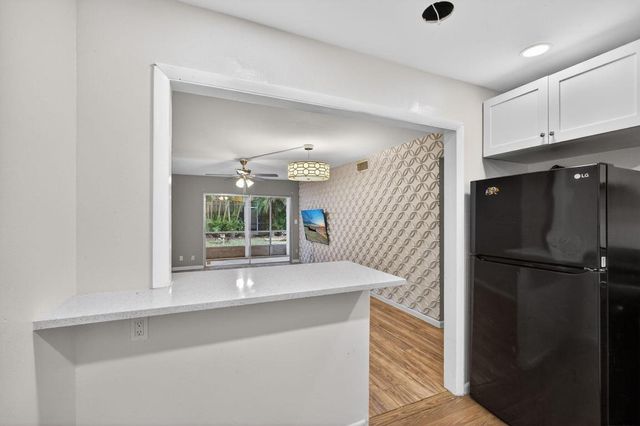 10821 N Military Trail 3, Palm Beach Gardens, FL 33410