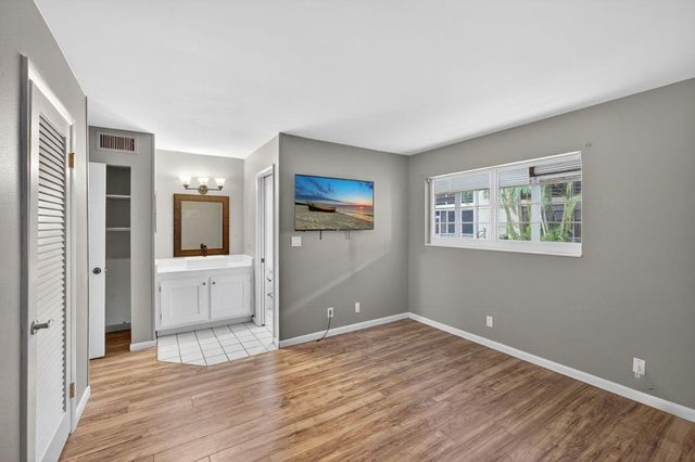 10821 N Military Trail 3, Palm Beach Gardens, FL 33410