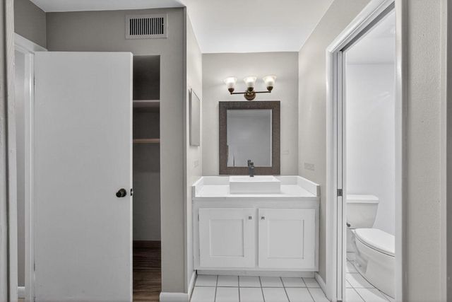 10821 N Military Trail 3, Palm Beach Gardens, FL 33410