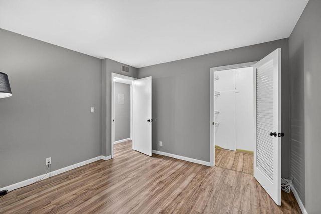 10821 N Military Trail 3, Palm Beach Gardens, FL 33410