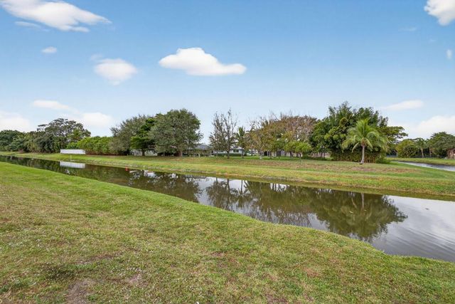 10821 N Military Trail 3, Palm Beach Gardens, FL 33410