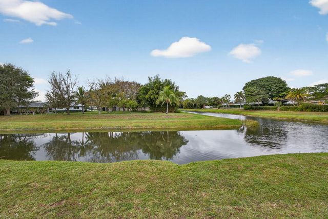 10821 N Military Trail 3, Palm Beach Gardens, FL 33410