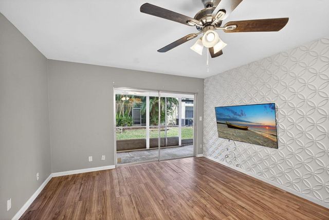 10821 N Military Trail 3, Palm Beach Gardens, FL 33410