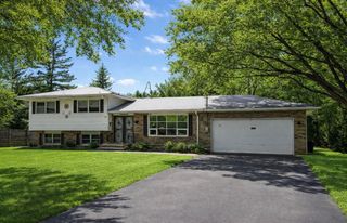 15344 Lakeside Road, Chikaming Twp, MI 49116