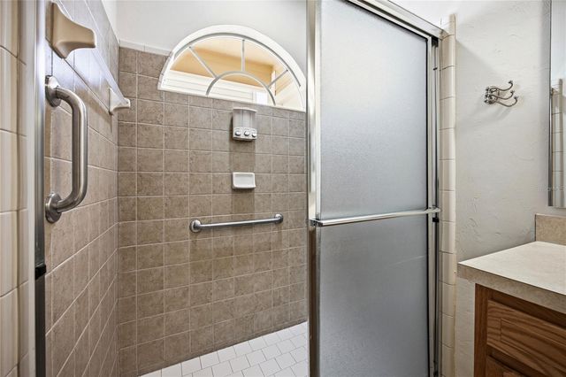 11685 NW 19TH PLACE, Gainesville, FL 32606