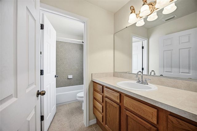 11685 NW 19TH PLACE, Gainesville, FL 32606