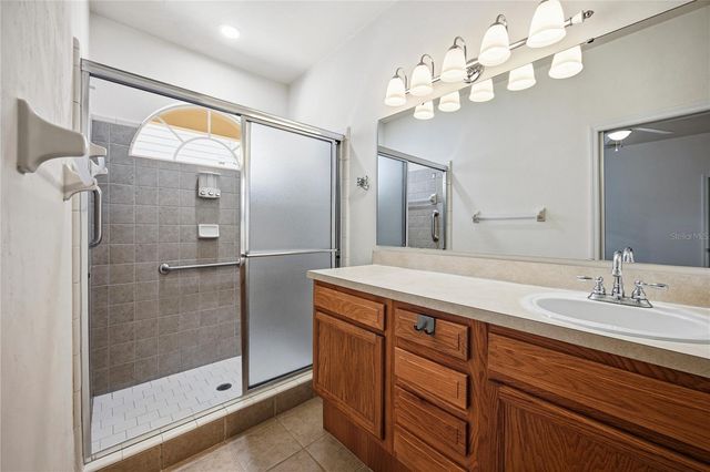 11685 NW 19TH PLACE, Gainesville, FL 32606