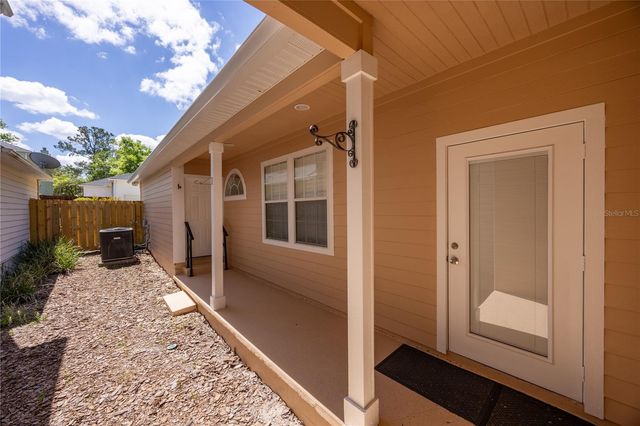 11685 NW 19TH PLACE, Gainesville, FL 32606