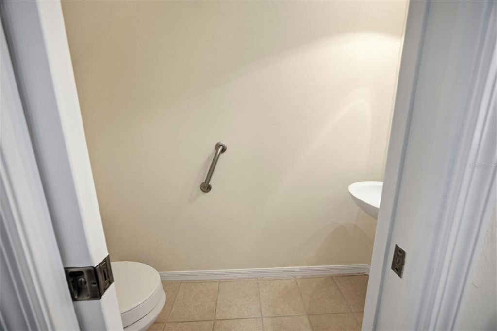 Image 27 of property listing at 11685 NW 19TH PLACE, Gainesville, FL 32606