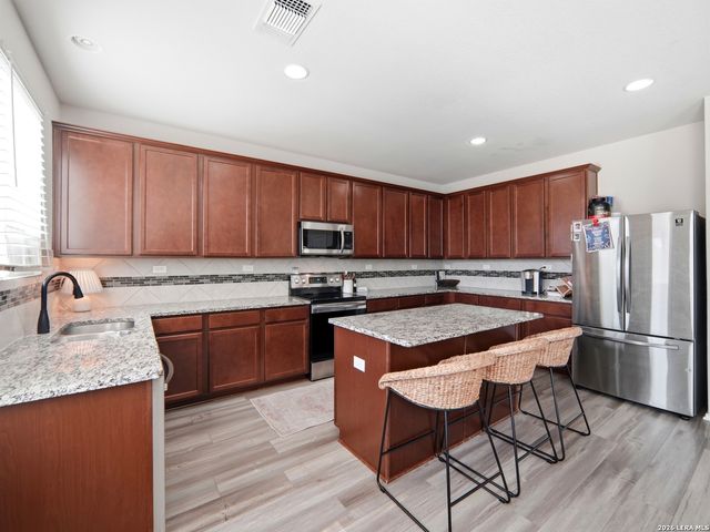 456 Nova Zembla, New Braunfels, TX 78130