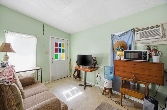 1808 S 86TH STREET, Tampa, FL 33619