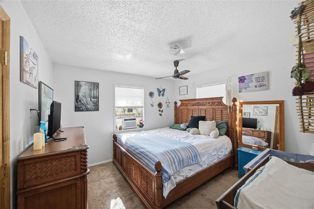 1808 S 86TH STREET, Tampa, FL 33619