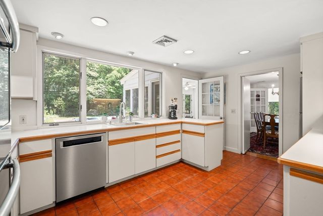 242 Winter St, Weston, MA 02493