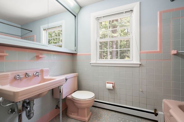 242 Winter St, Weston, MA 02493