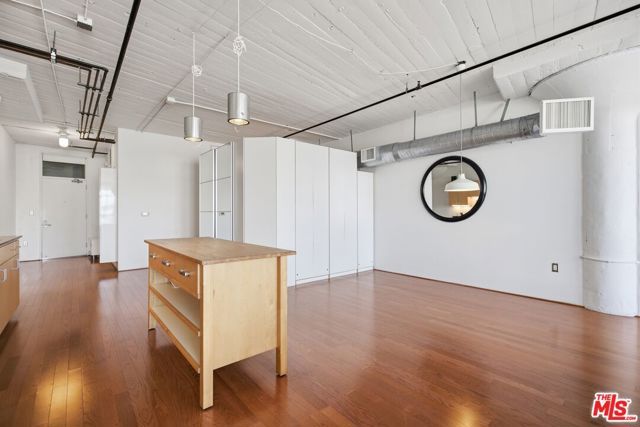 200 N San Fernando Road 315, Los Angeles, CA 90031