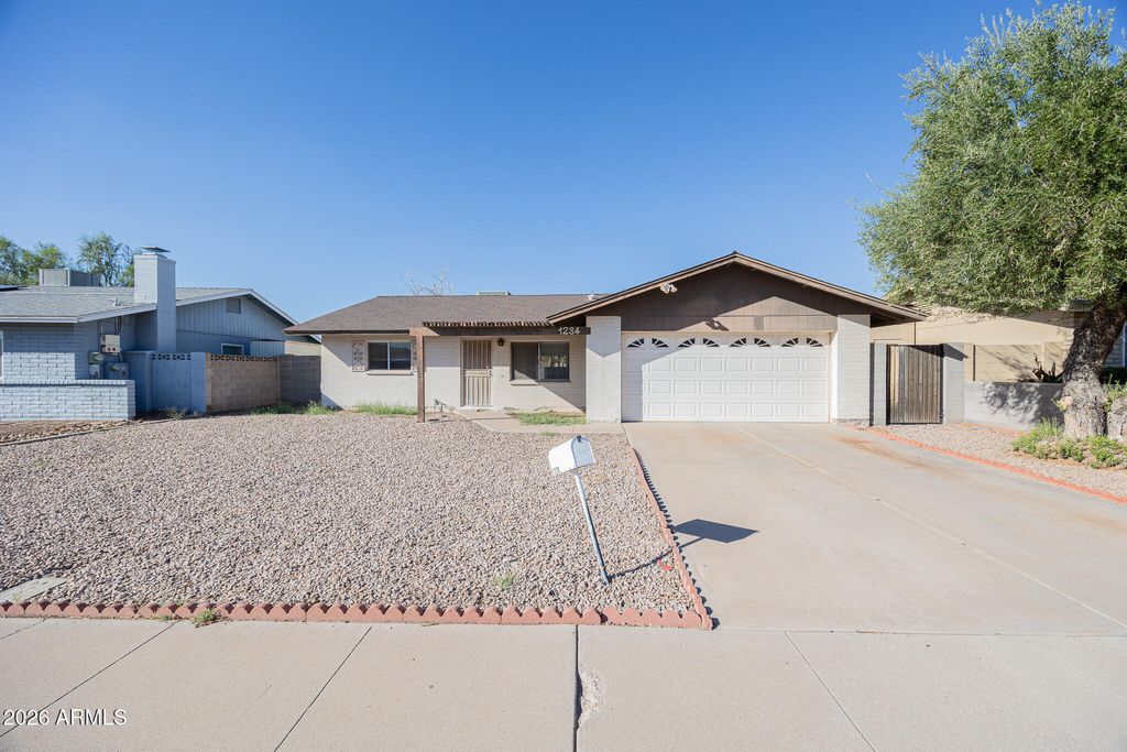1234 W PALOMINO Drive, Chandler, AZ 85224 — photo 2