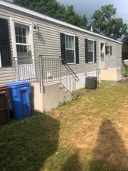147 Woodland Park, Shelton, CT 06484