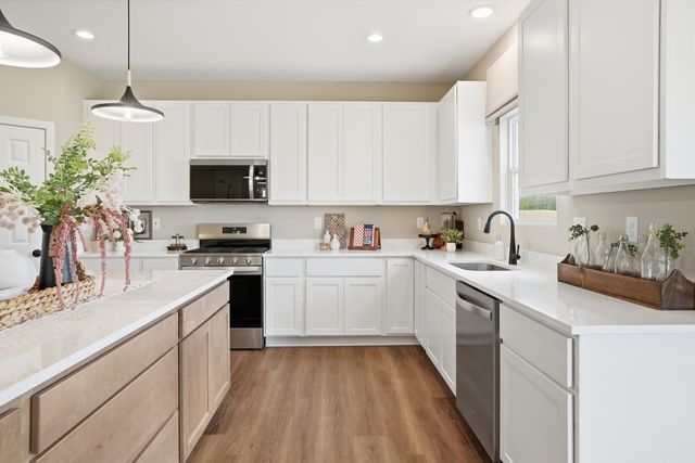 5836 Onyx Avenue, Lowell, IN 46356