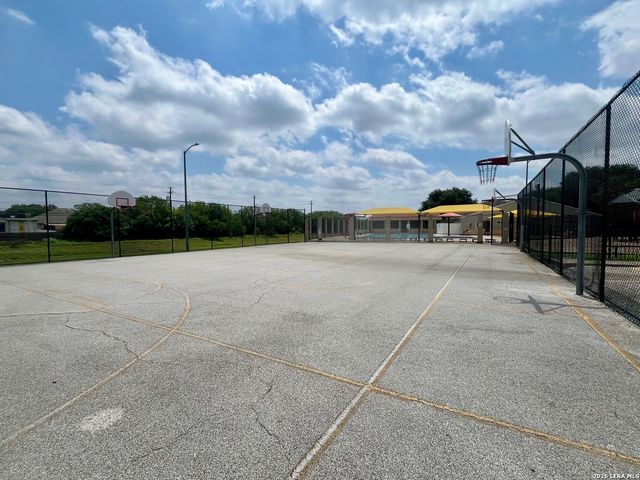 4507 Shay Cir, San Antonio, TX 78251