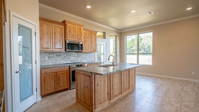 2718 Austin Drive, Granbury, TX 76048