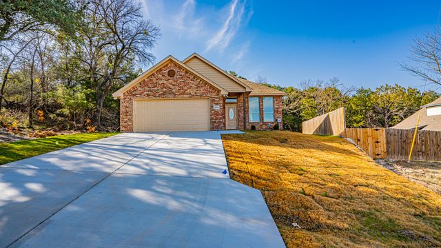 2718 Austin Drive, Granbury, TX 76048