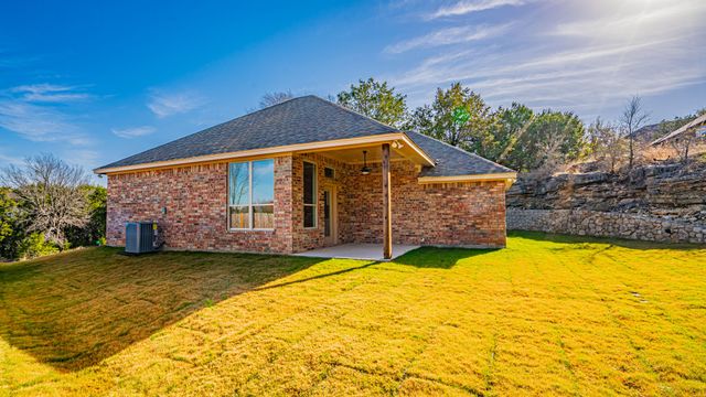 2718 Austin Drive, Granbury, TX 76048